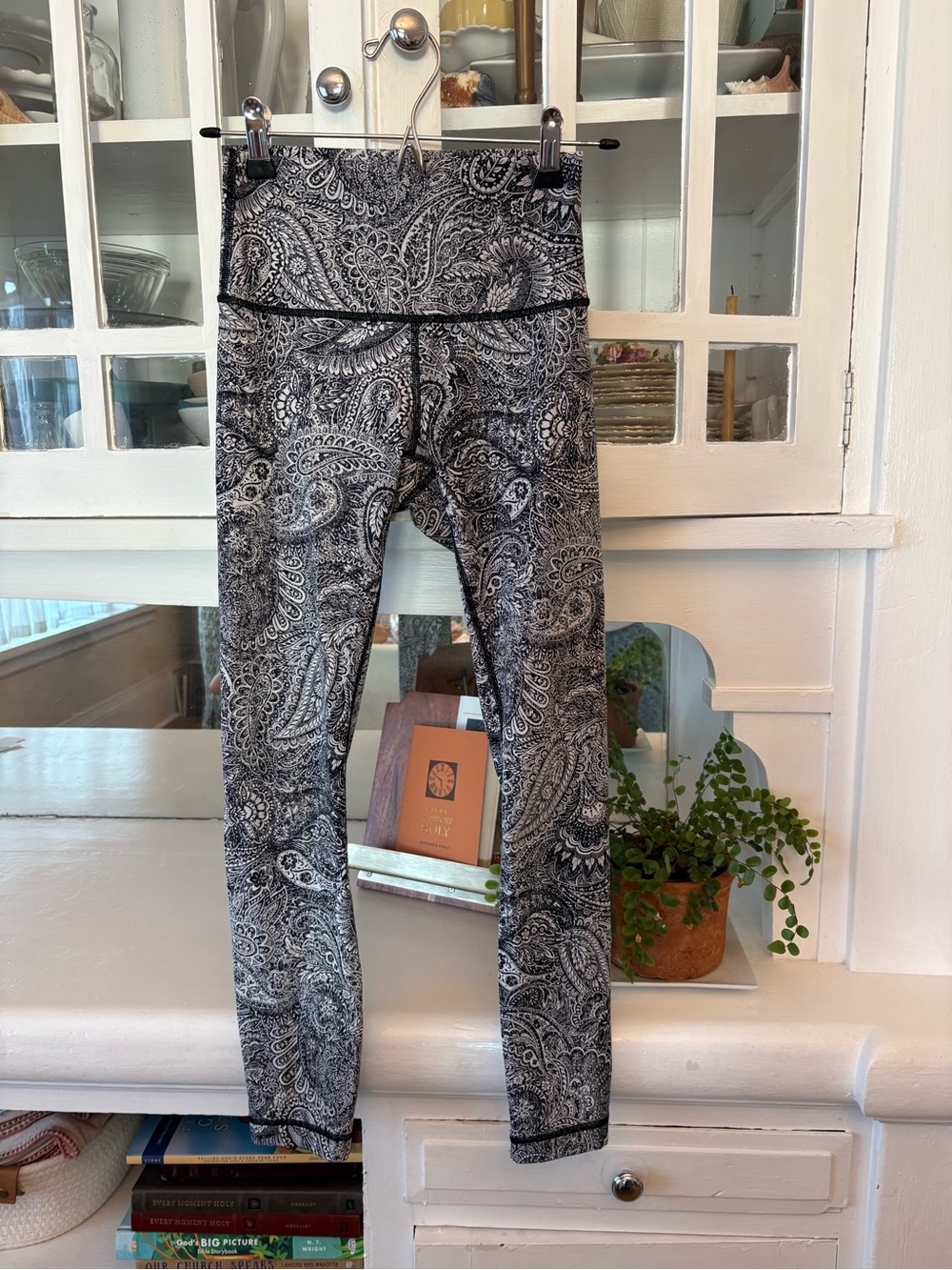 lululemon athletica Black and White Paisley Leggings